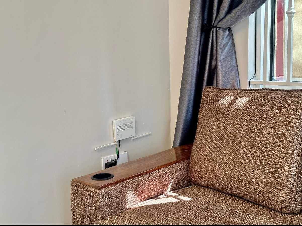 Amy Luxury Apartments in Munyonyo with Wi-Fi 24/7