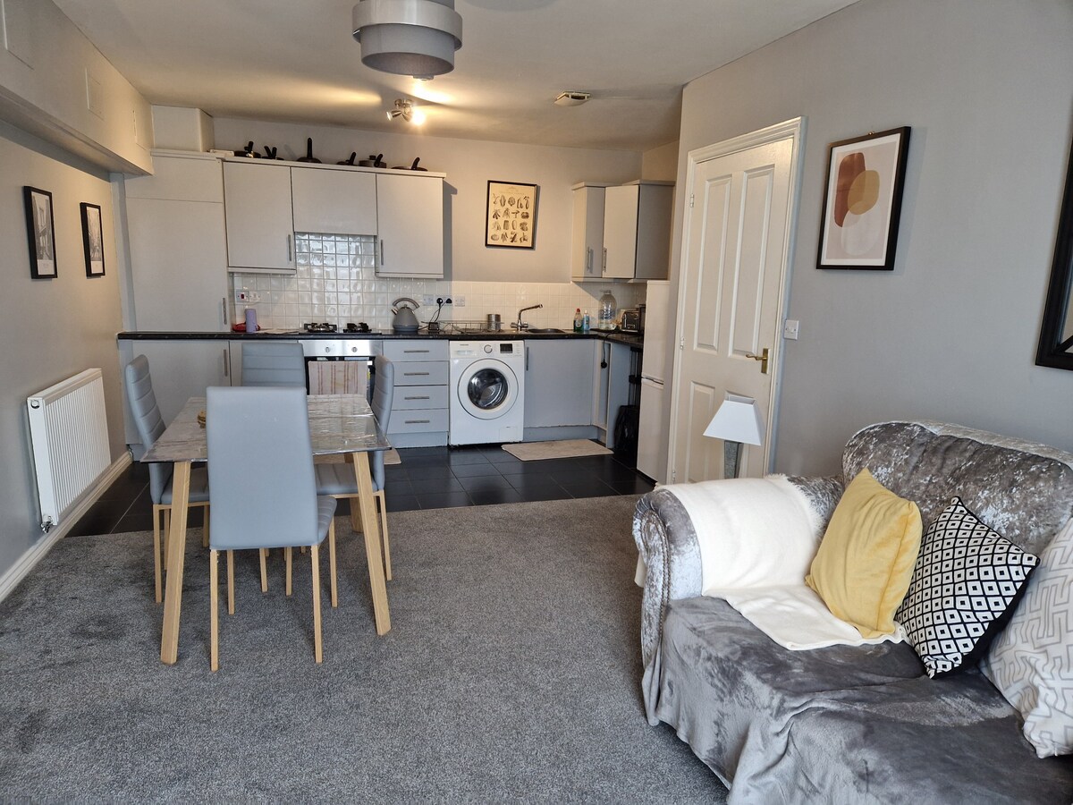 Stunning 2-Bed Apartment in Coventry