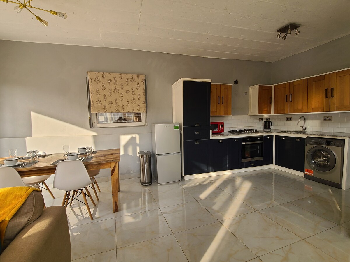 Remarkable 3-Bed House in Freetown