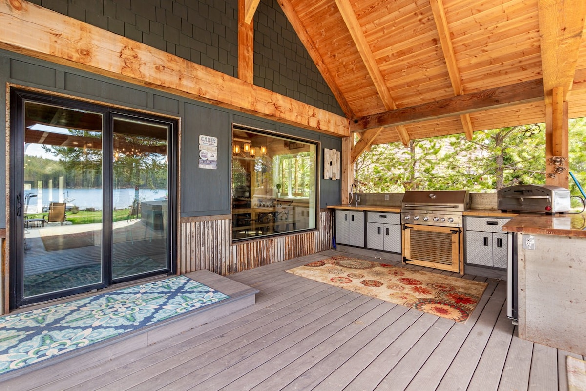 Heron Haven | 2 Cabins | Waterfront | Pizza Oven