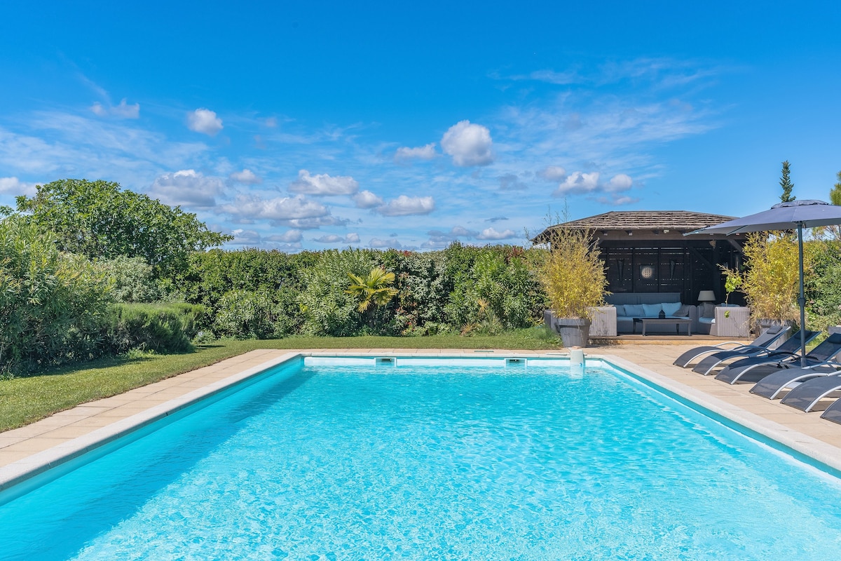 Villa piscine proche centre Aix