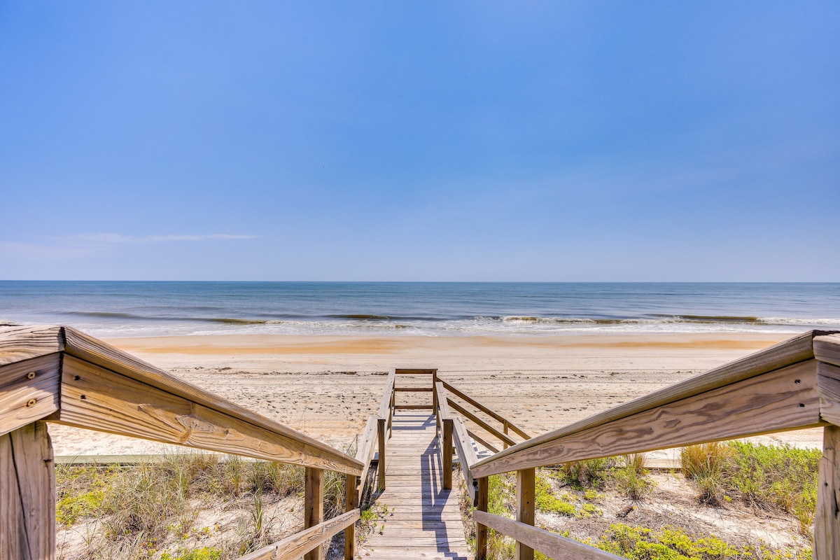 Oceanfront Ponte Vedra Beach Home w/ Deck & Views!