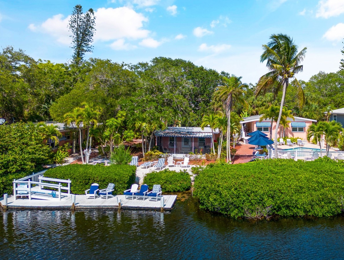 Entire Resort, Heron Lagoon, Siesta Key Bungalows