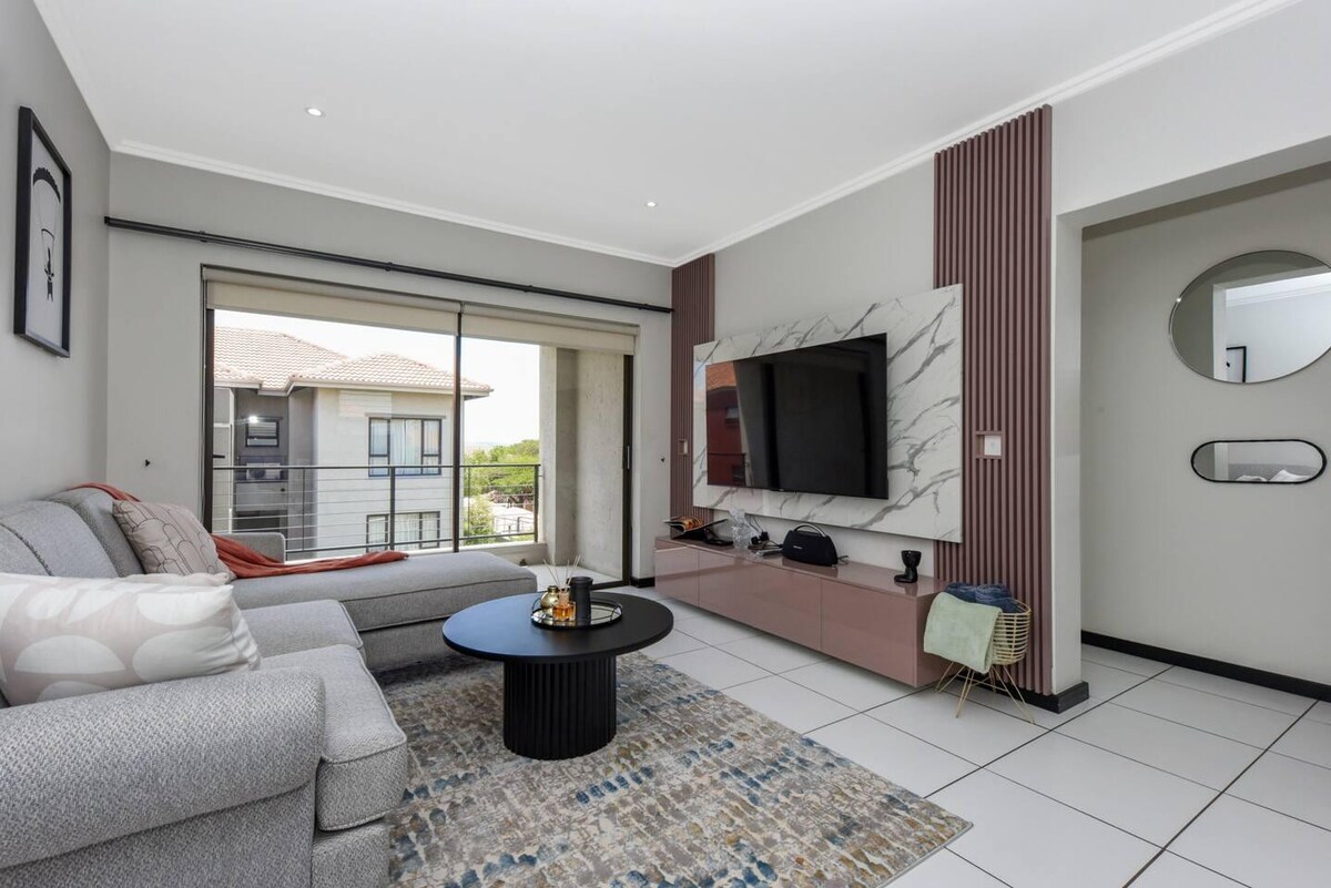 Captivating 2-Bed Apartment in Sandton