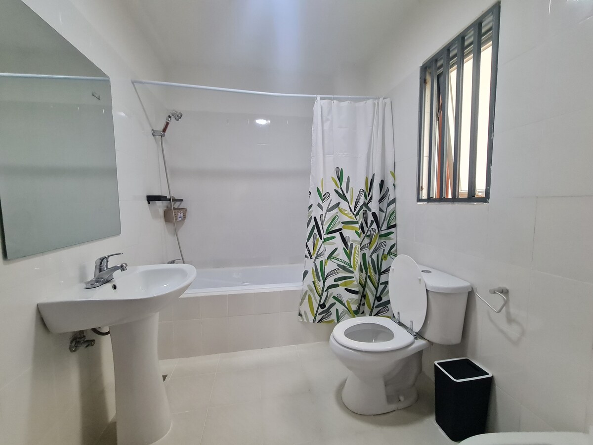 Beautiful 3-Bed Apartment in Kilamba - Luanda