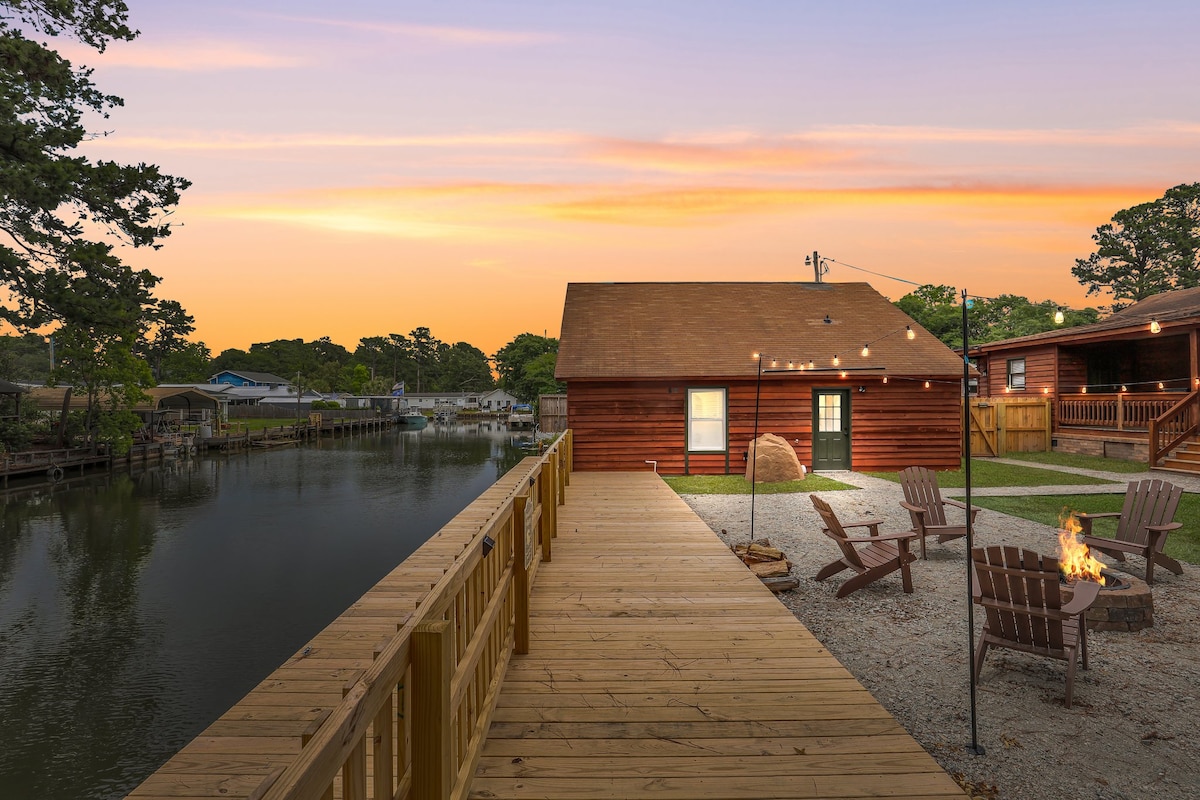 Lake House ~ Dock ~ Theatre ~ Game Room ~ Pets