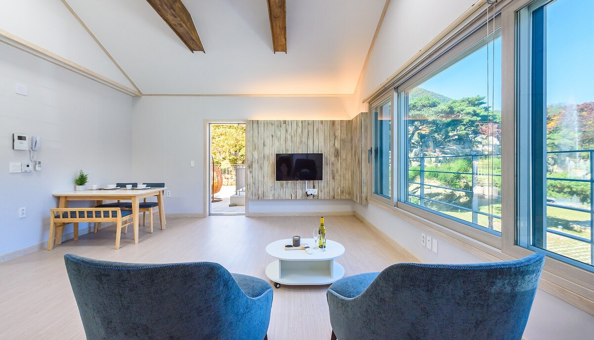 자연과 어우러 현대식한옥의 편안한 힐링 숙소 [스위트]  suite 204