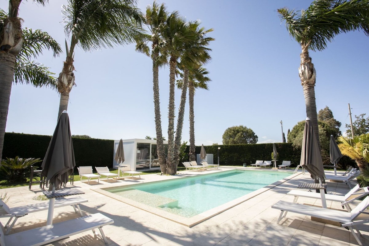 Dalesco Studio Apartment 1 | villa with pool