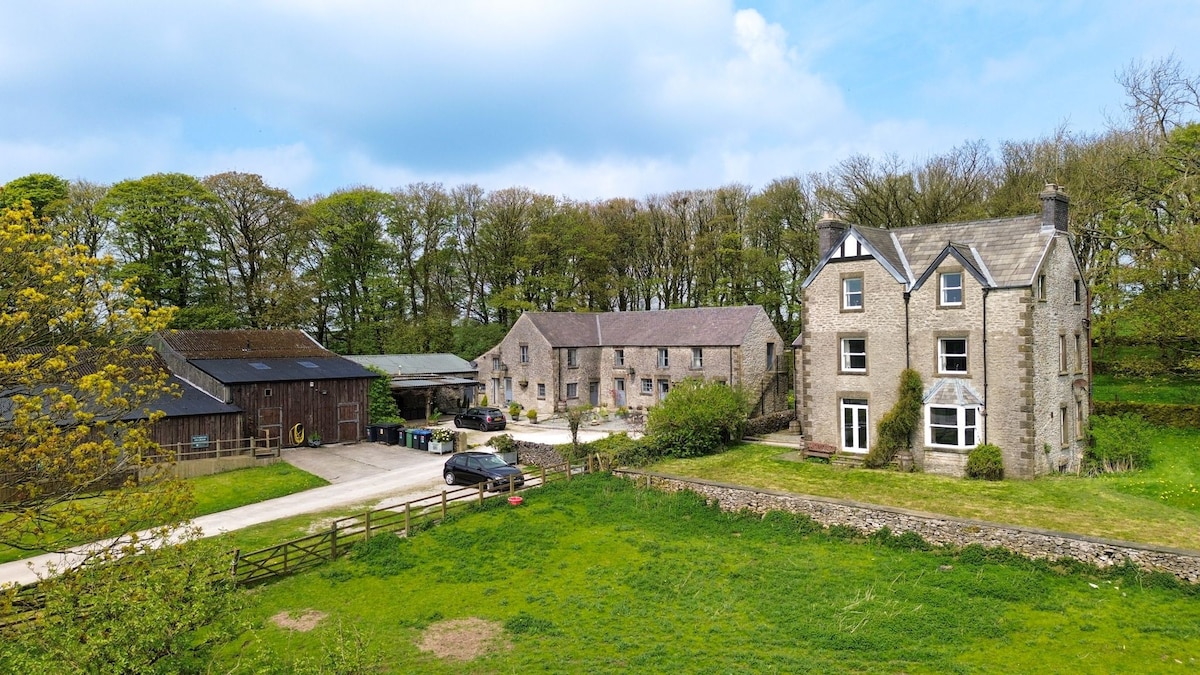 Exclusive Use Moor Grange Farm 13 Bedrooms