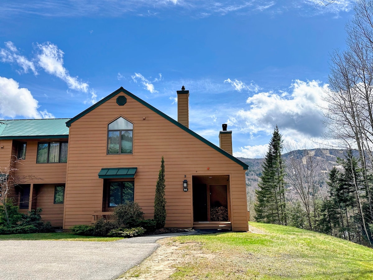 MWP66 End Unit with Gorgeous Mountain Views, Pool