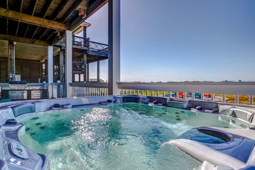 Beachfront | Hot Tub | Fire Pit | Game Room