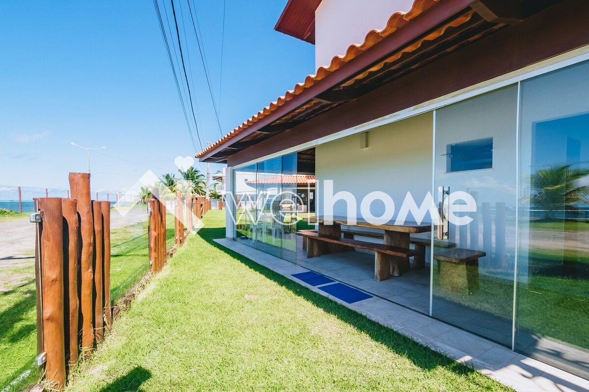 Casa com Piscina e Vista para a Praia na Bahia