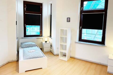 CE08 Geräumige Monteurwohnung