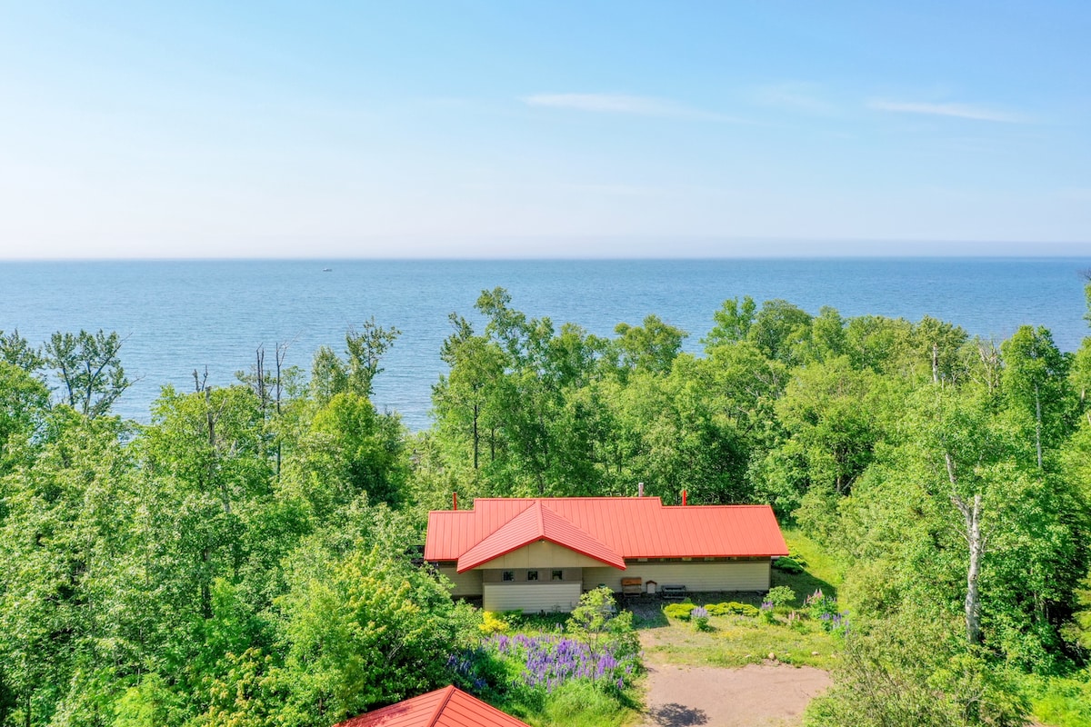 North Haven on Lake Superior, MN, Schroeder