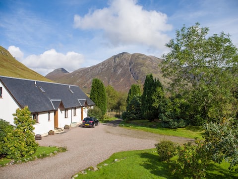 Aonach Cottage - UK41932