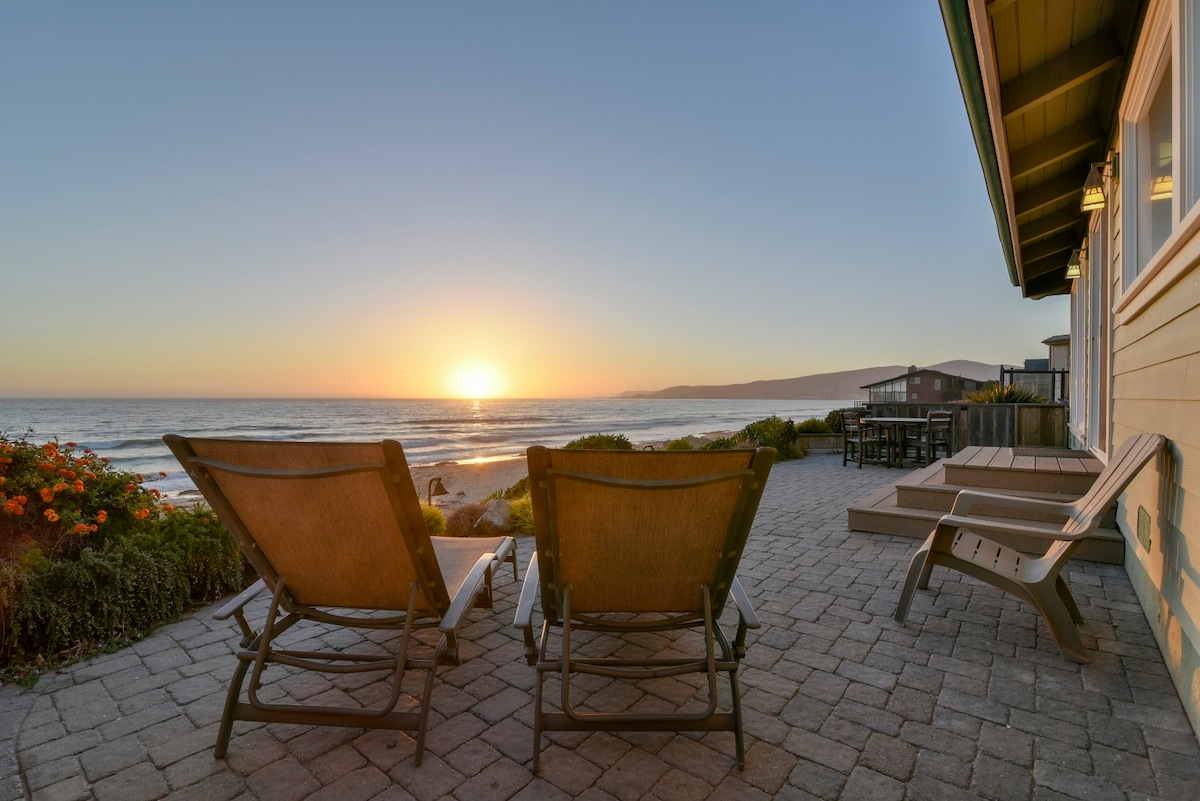 Fabulous Cayucos Oceanfront Home!