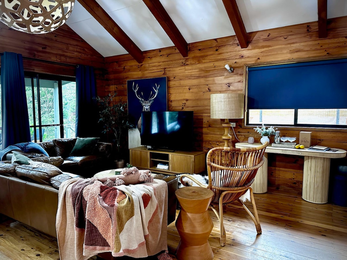 Kangaroo Valley Timber Cabin