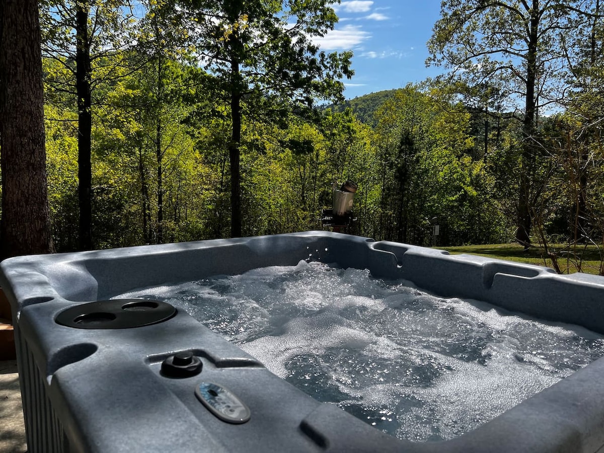 Mtn Cabin Lake HotTub |皮划艇|鱼|全地形车