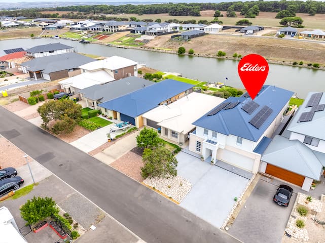 Elders Real Estate Goolwa managed Airbnb listing 2