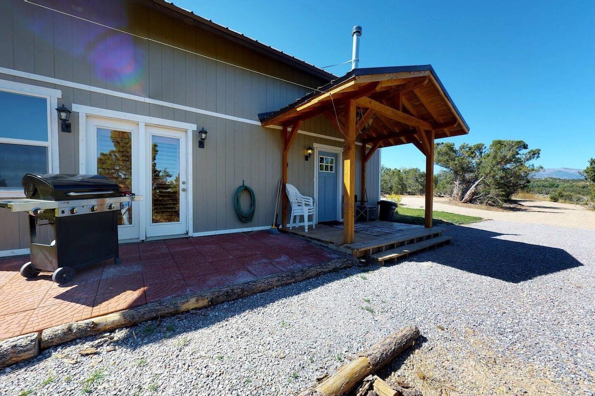 The Cedars Country Cottage