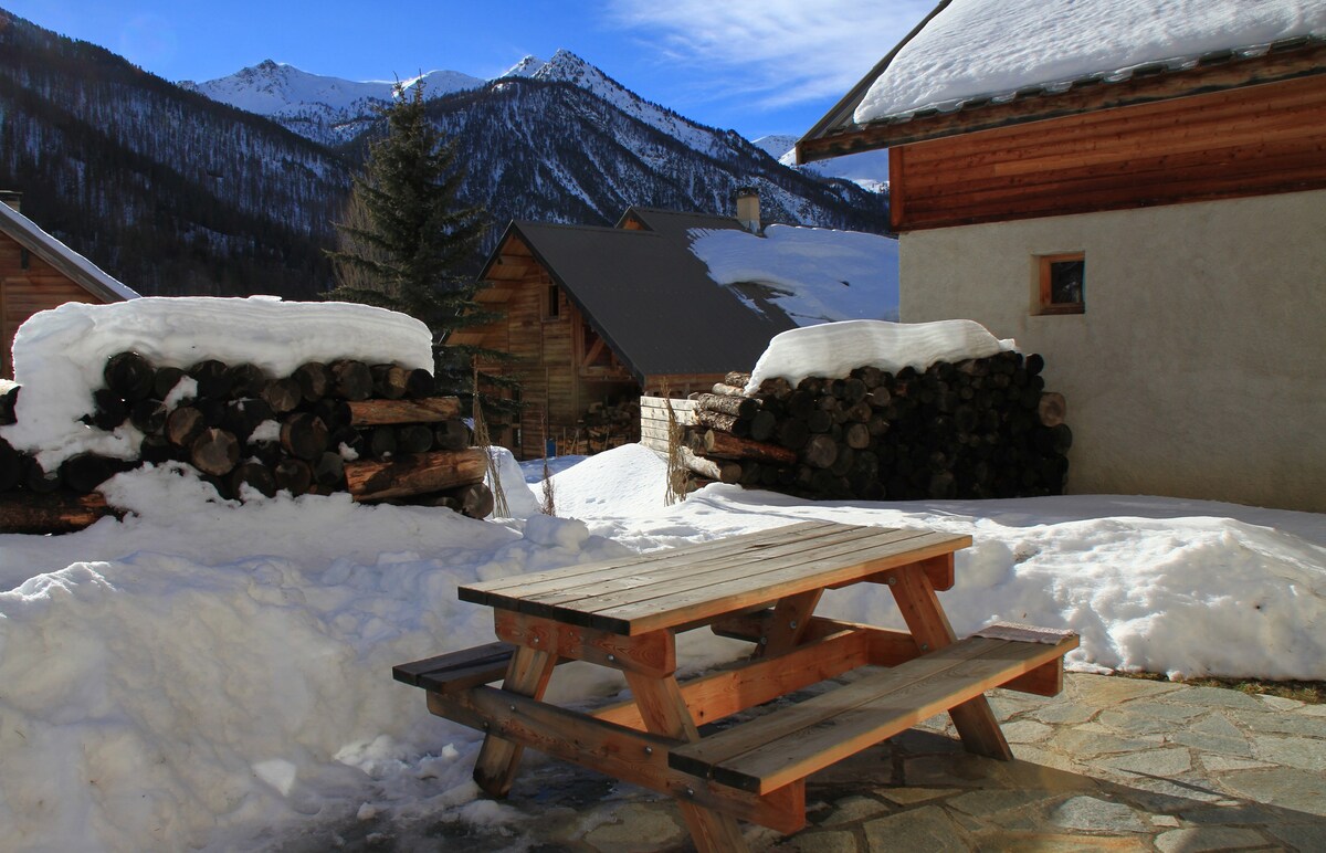 Le Taquo Hameau des Chazals Nevache Hautes Alpes