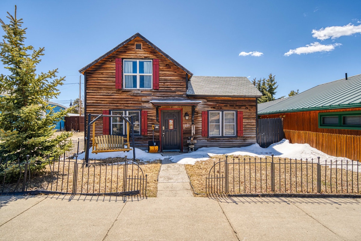 Cooper Mountain House