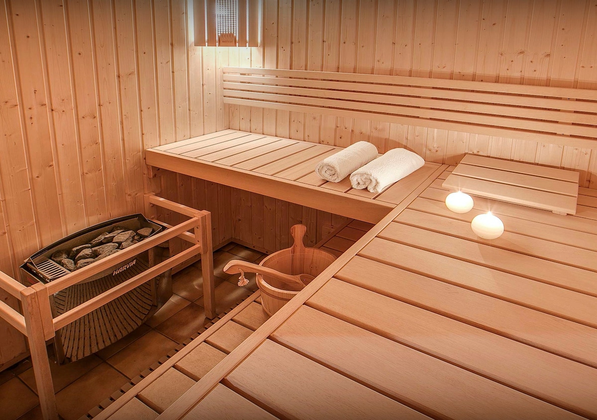 11-person family stay near ski slopes with sauna