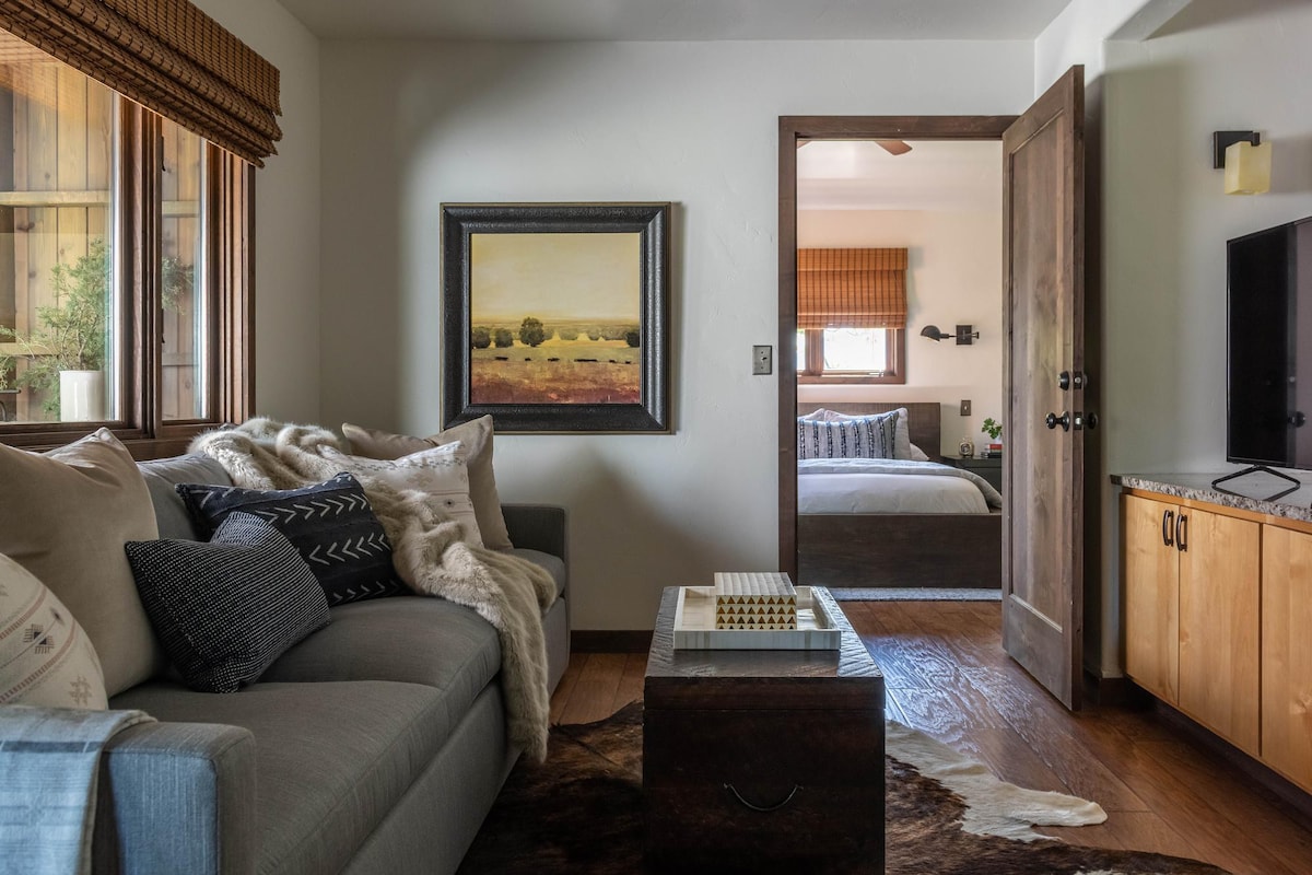 The Yellowstone River, the beautiful Cutbow Suite and You