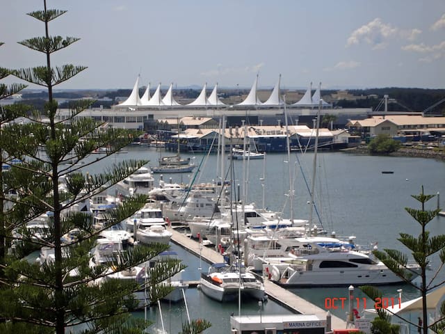 梅恩海滩 (Main Beach)的民宿