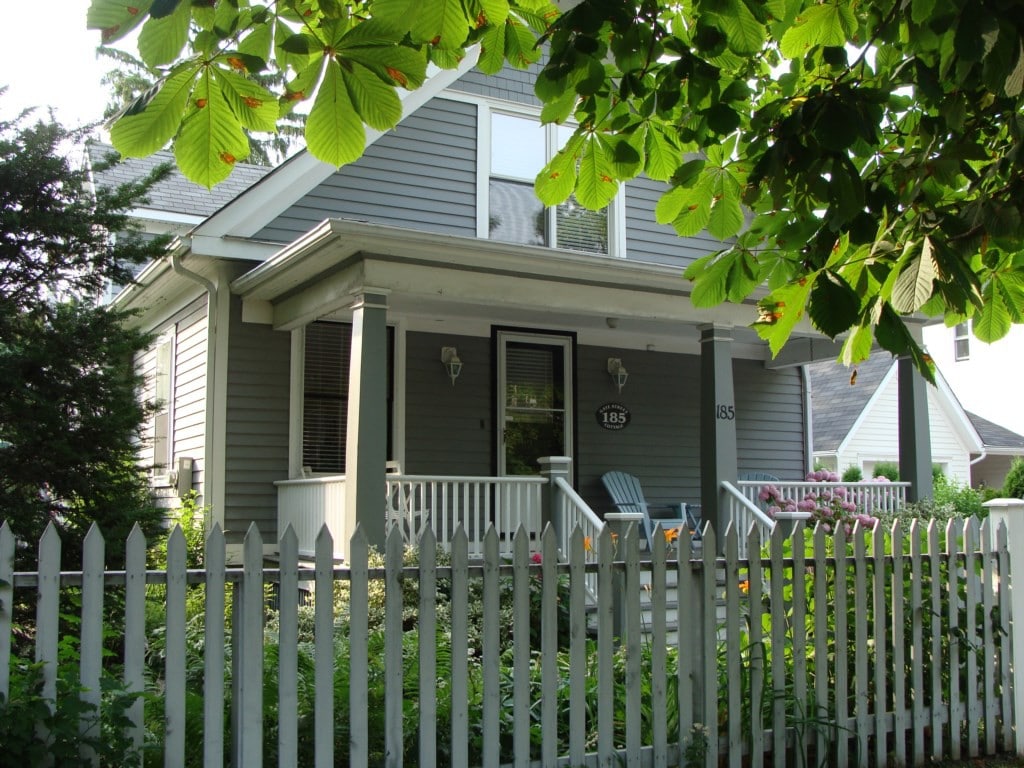 Gate Street Cottage with Great Front Porch