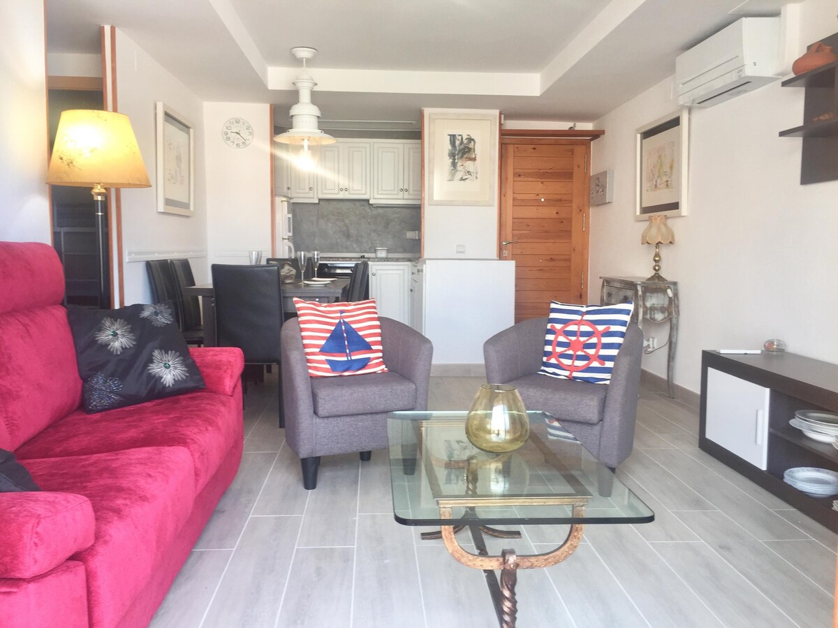 voramar a pế canadell-seafront apartment-calella