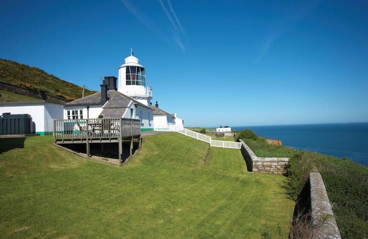 Whitby Lighthouse, Nr Whitby的民宿