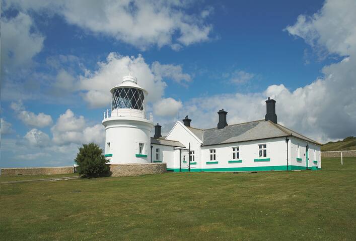 Anvil Point Lighthouse, Swanage的民宿