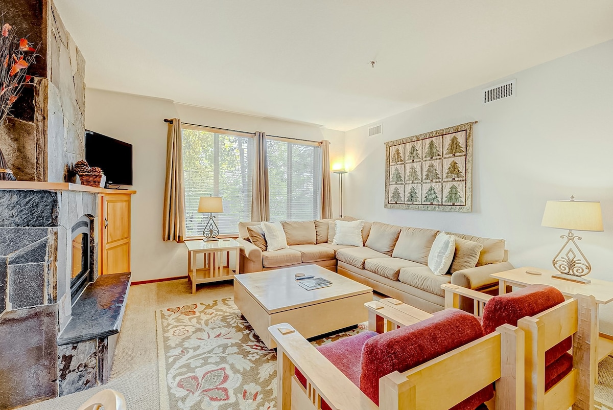 2BR Ski In/Out Mountainview Building 5 | Patio