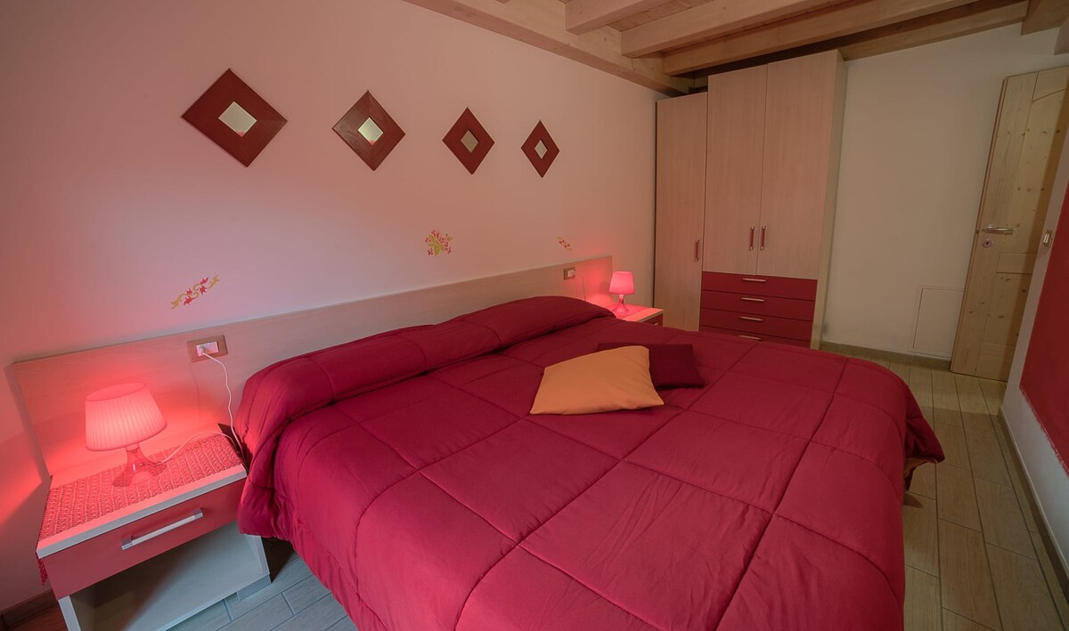 Chalet Rosso - 3-room apartment for 4 people