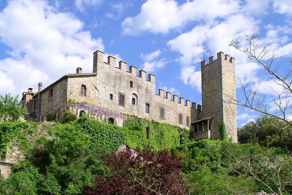 蒙塔尔托城堡（ Castello di Montalto - Torre del Vescovo ）