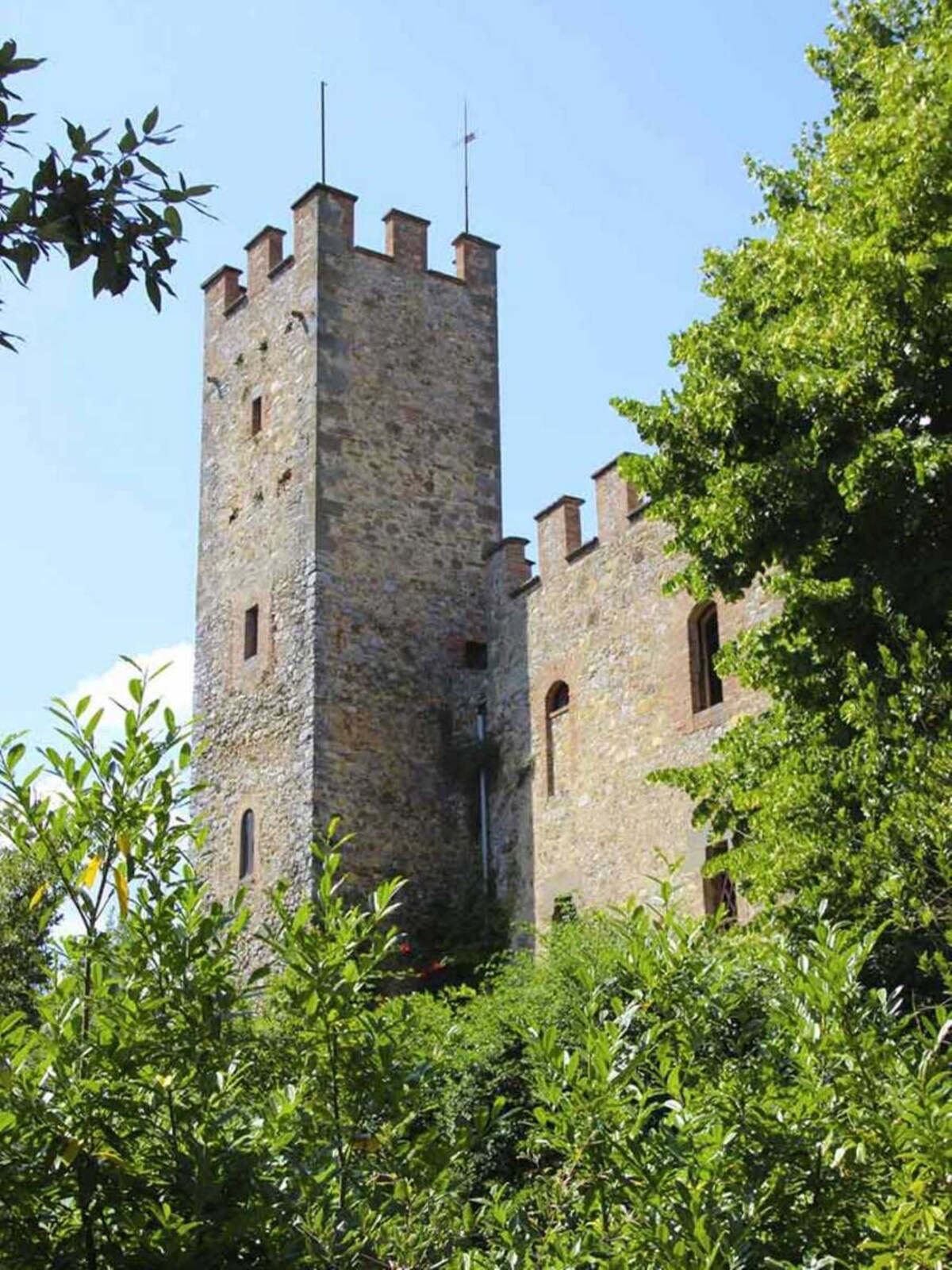 蒙塔尔托城堡（ Castello di Montalto - Torre del Vescovo ）