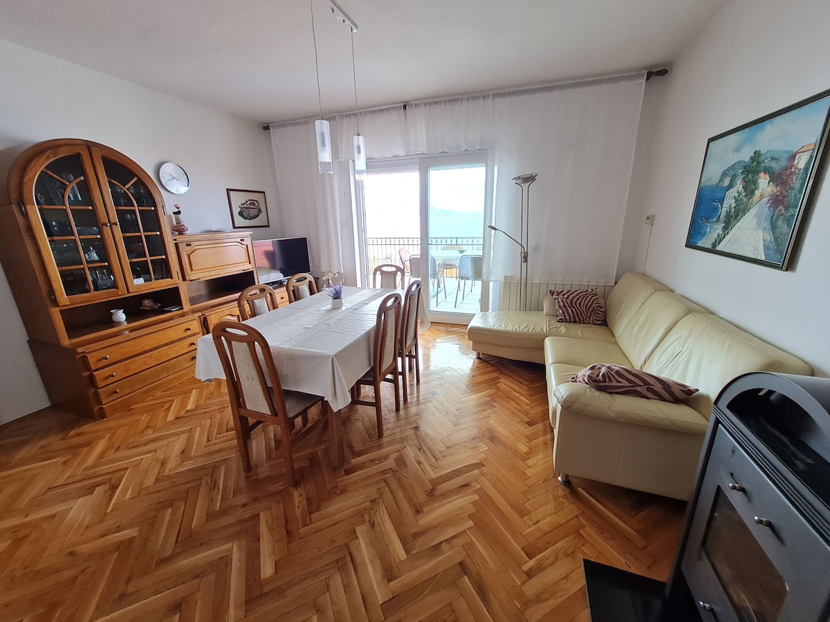 Three Bedroom Apartment, seaside in Senj, Terrace