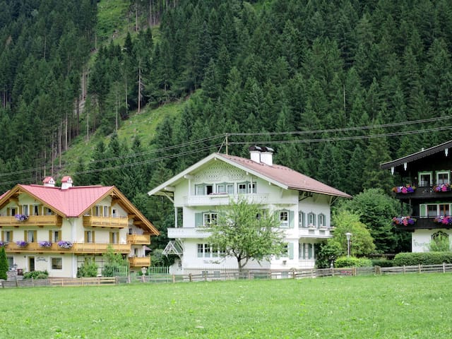 迈尔霍芬(Mayrhofen)的民宿