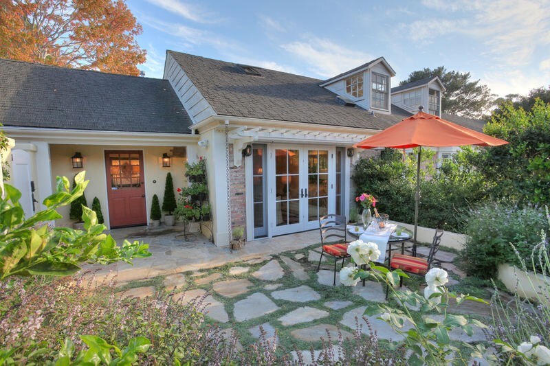 Charming Montecito Hideaway with Patio!