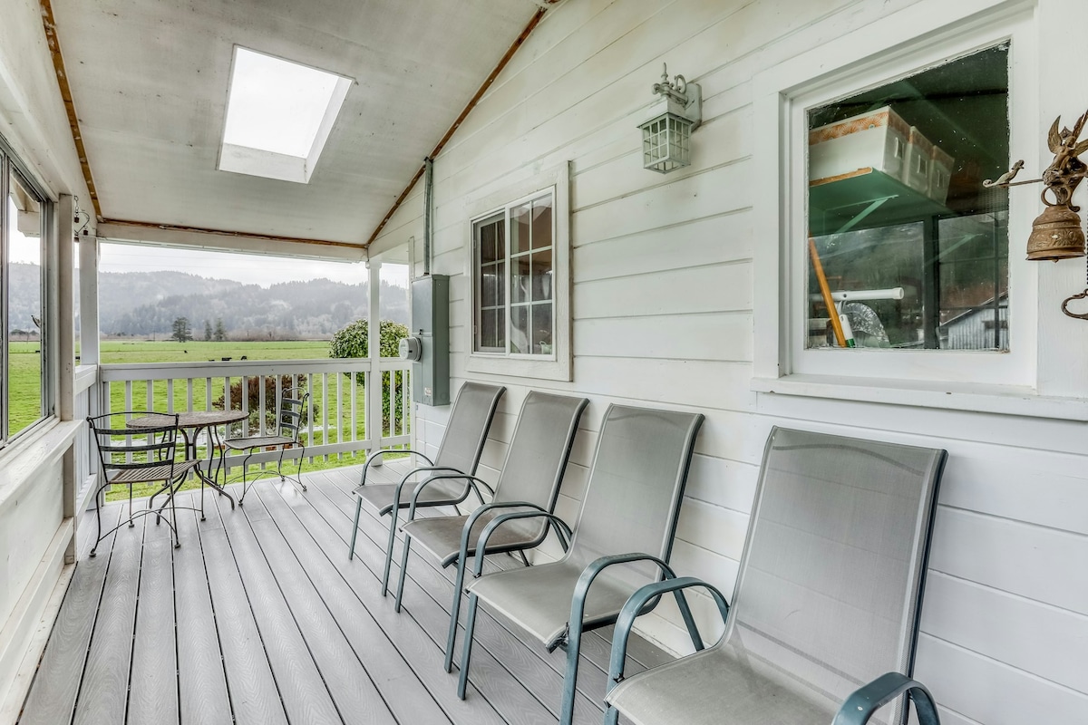 Rural 3BR Mountainview | Deck | Firepit