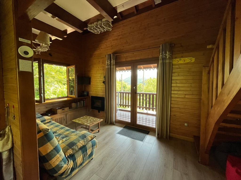 Wooden Chalet with View: 2 Accommodations - Sauna