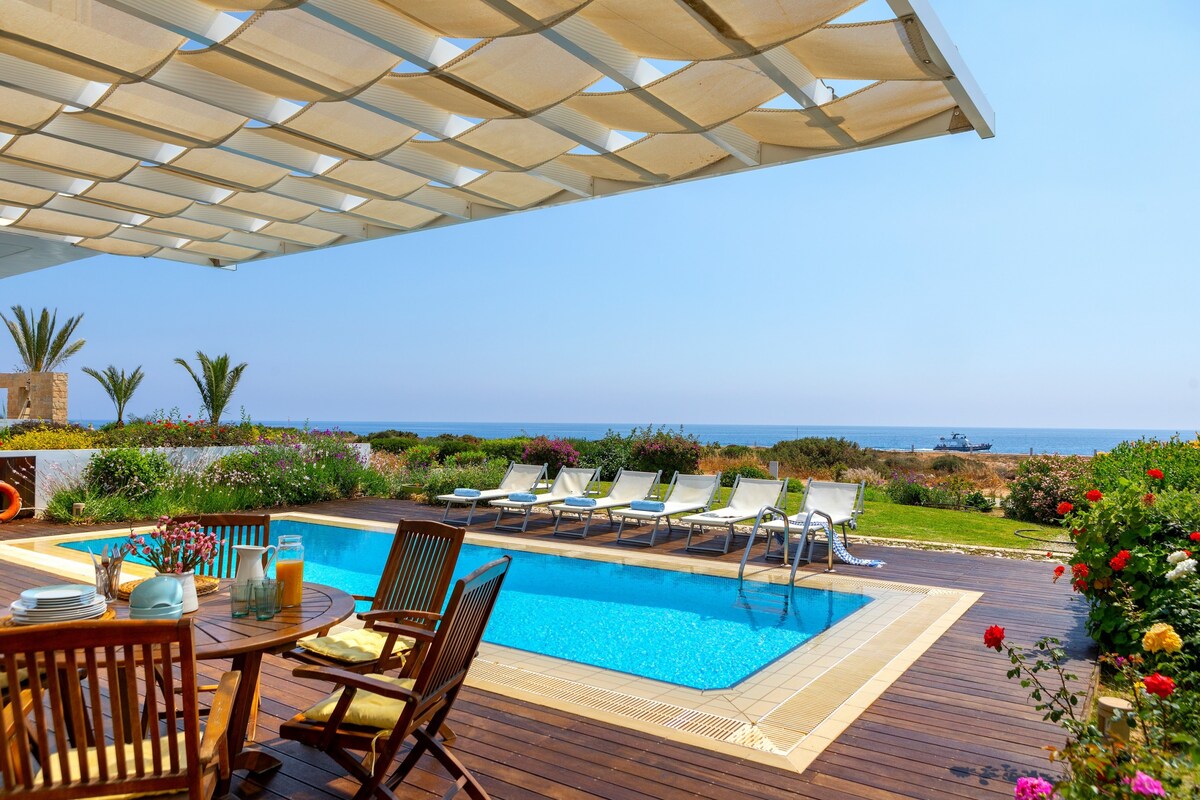 Protaras Seafront Villa Alia