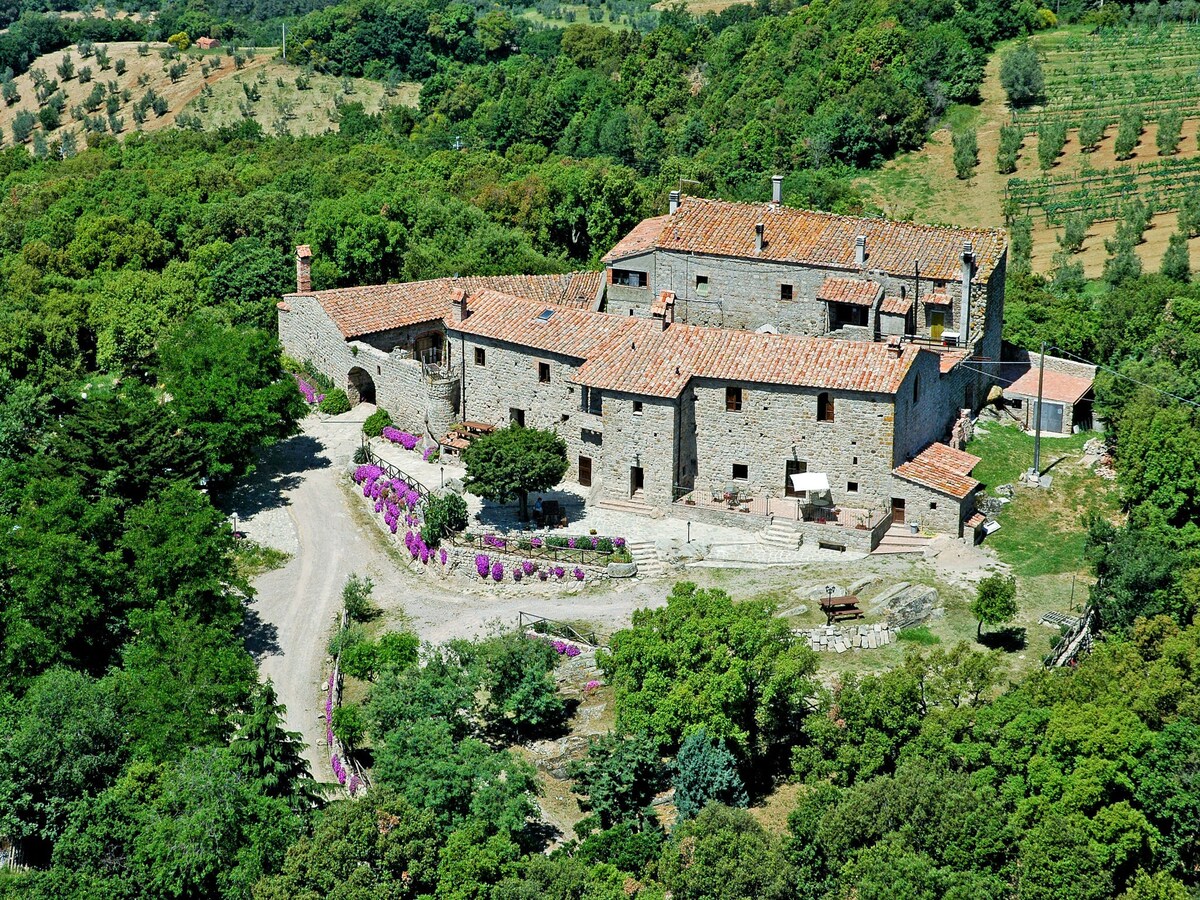 Fonte - Borgo la Civitella by Interhome