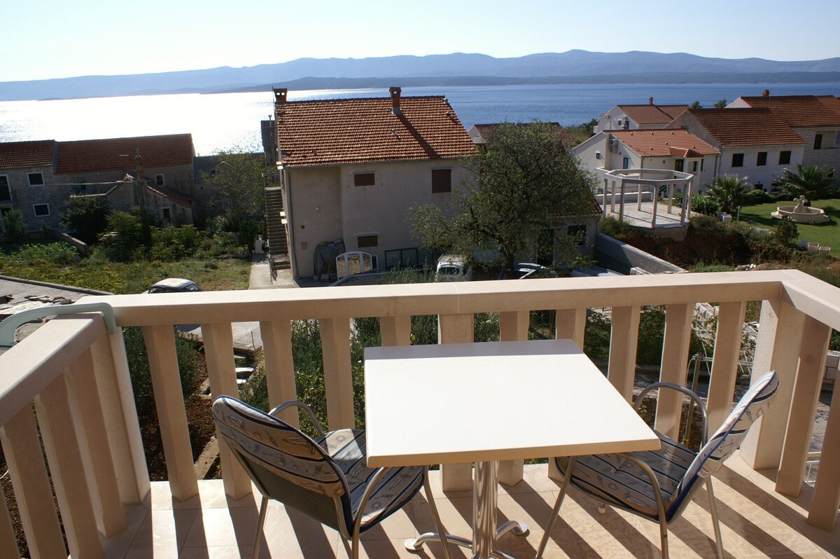 AS-2900-a Studio flat with terrace and sea view