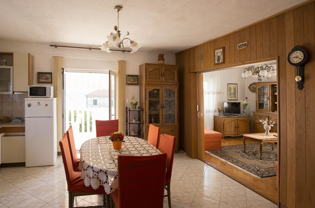 A-12291-a Two bedroom apartment with balcony and