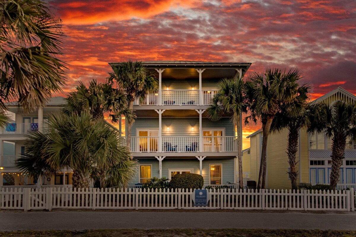 Reunion House: Beach Home! Pool! Gulf Views!