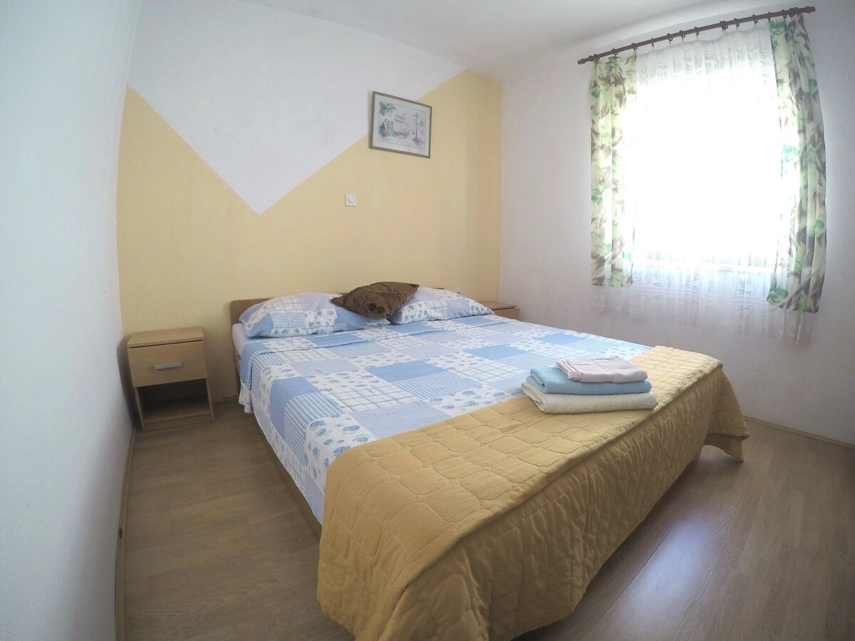 A-6199-a Two bedroom apartment with balcony and