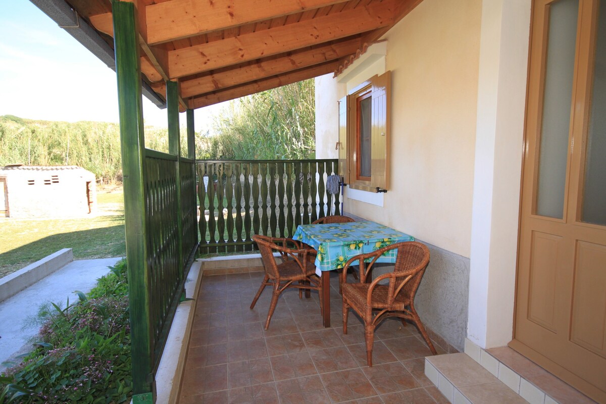 A-8050-d Two bedroom apartment with terrace Susak,