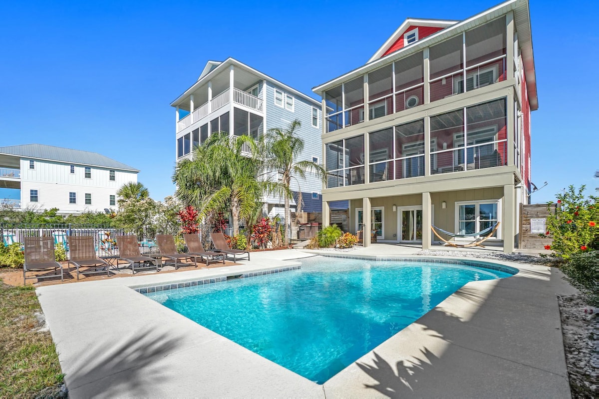 Gulf front Home with Private pool and Hot tub!